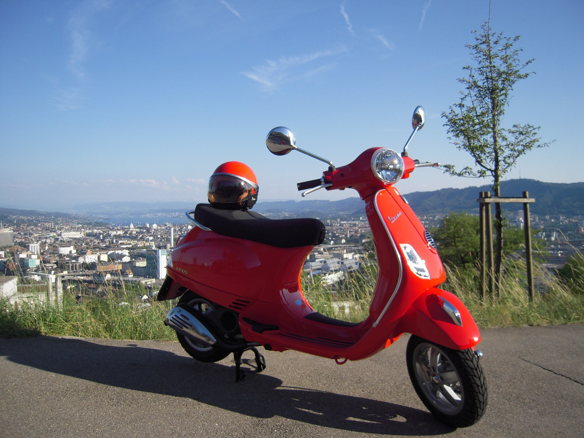 PIAGGIO Vespa 125 LX4