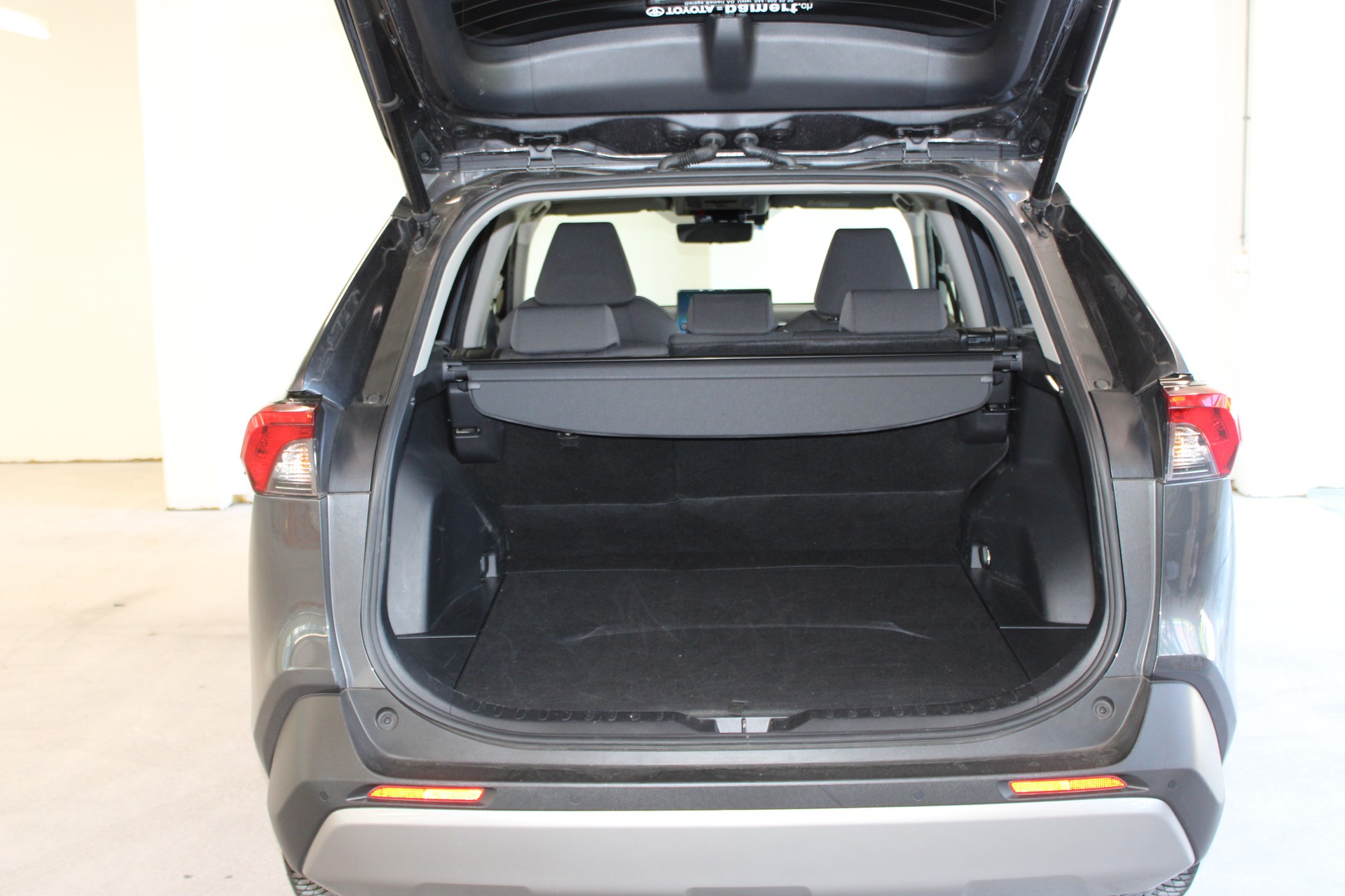 TOYOTA RAV-4 2.5 HSD Trend e-CVT 4WD-image-10