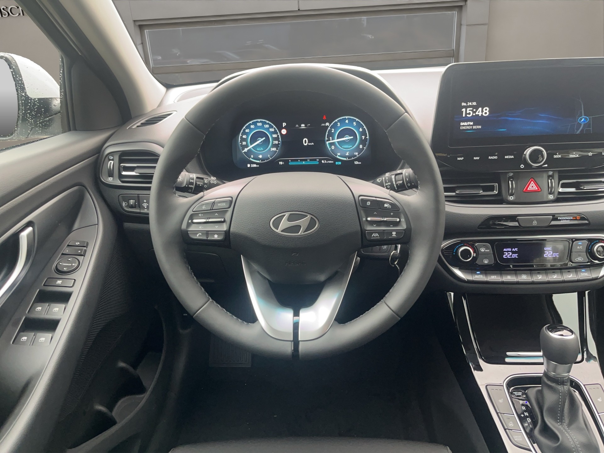 HYUNDAI i30 1.5 T-GDi Amplia 48V MH DCT-image-13