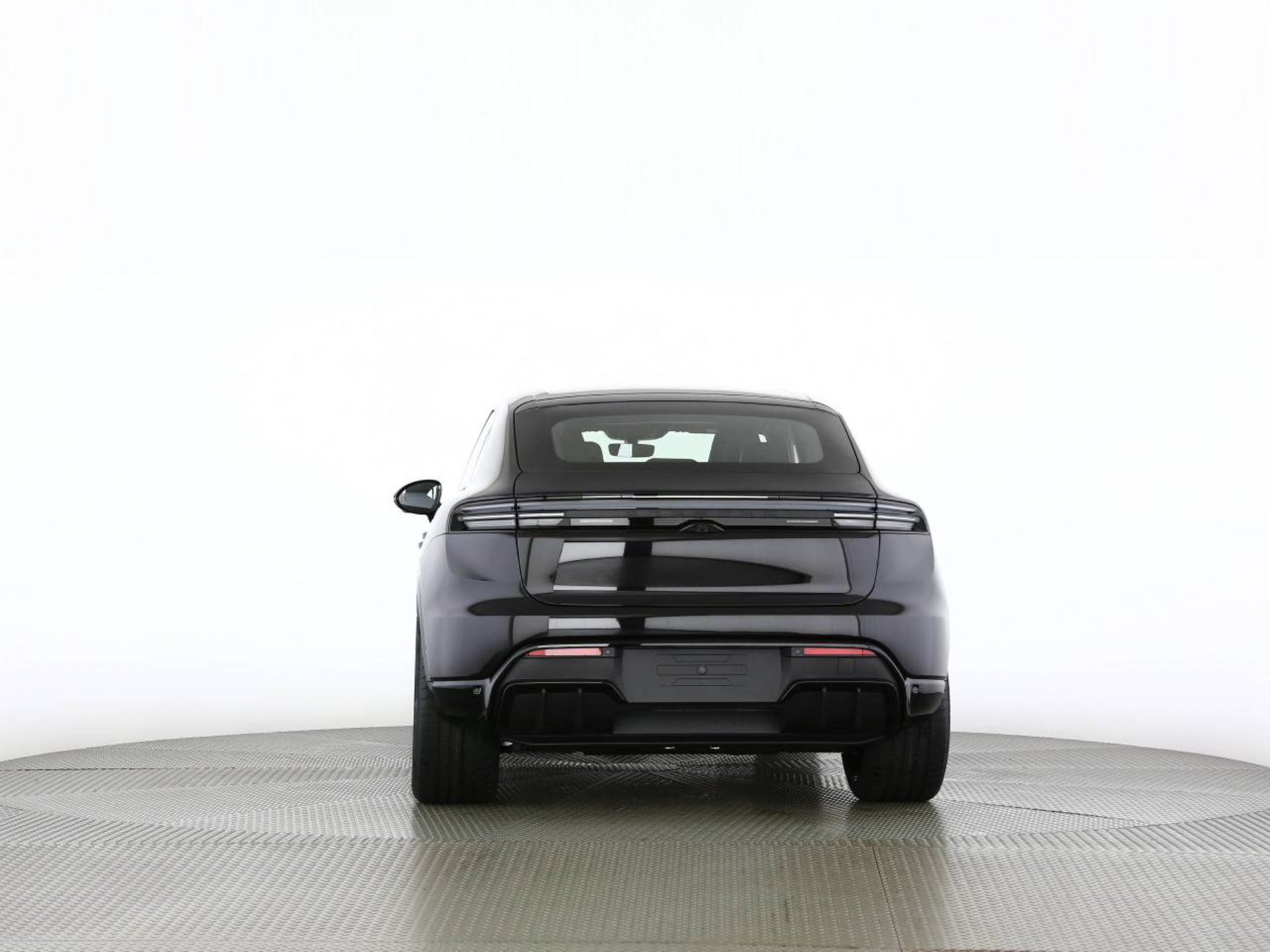 PORSCHE Macan 4S-image-7