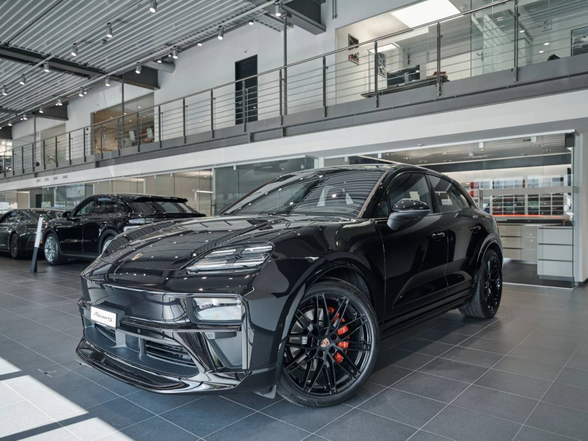 PORSCHE Macan 4S-image-7