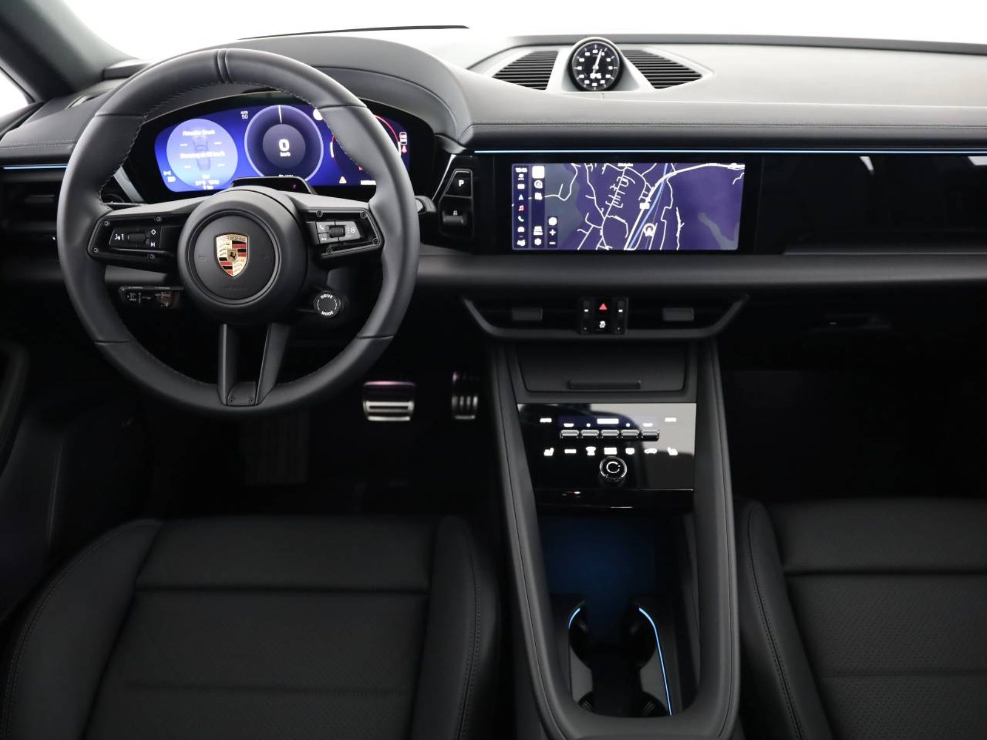 PORSCHE Macan 4S-image-21