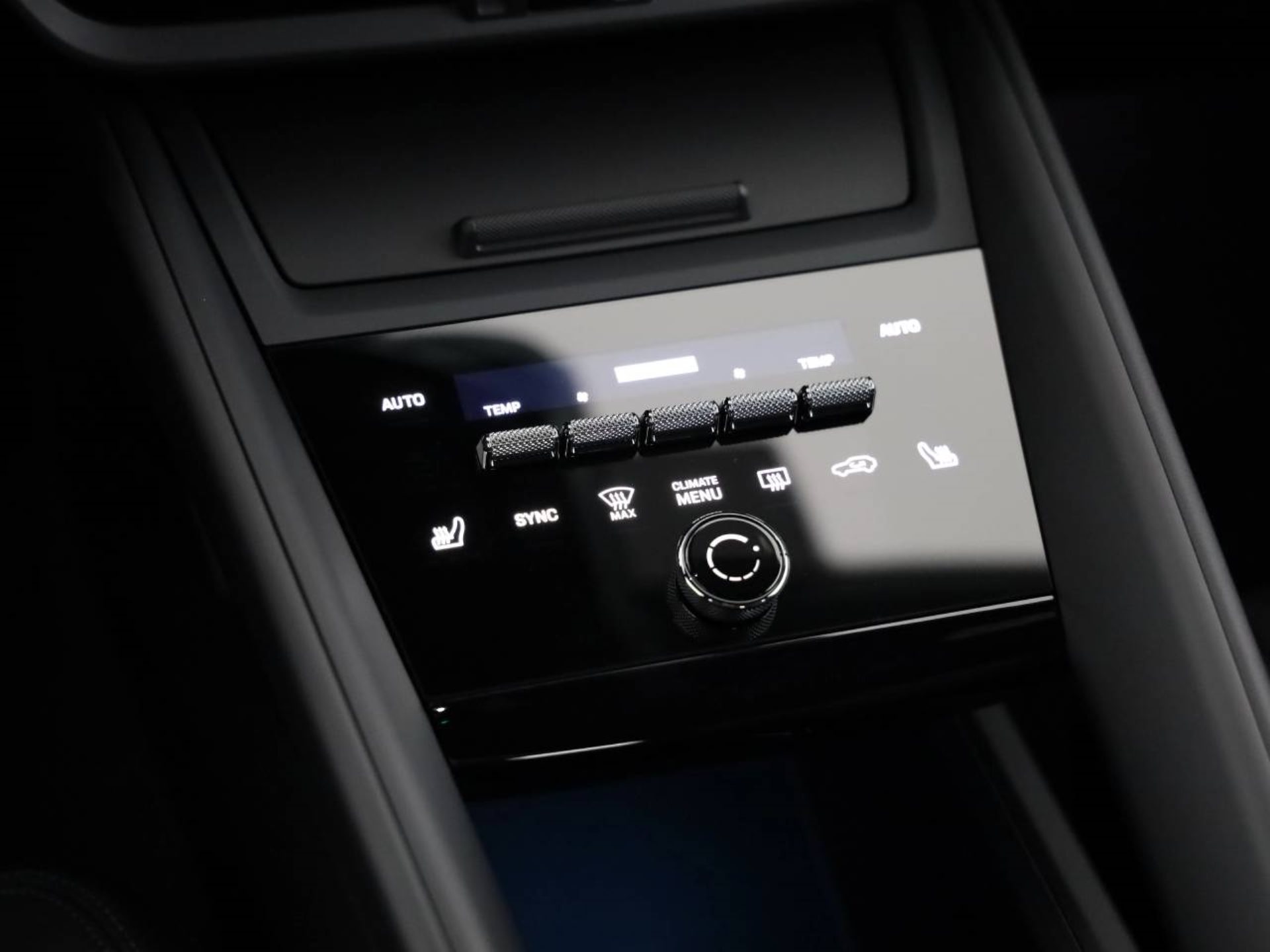 PORSCHE Macan 4S-image-28