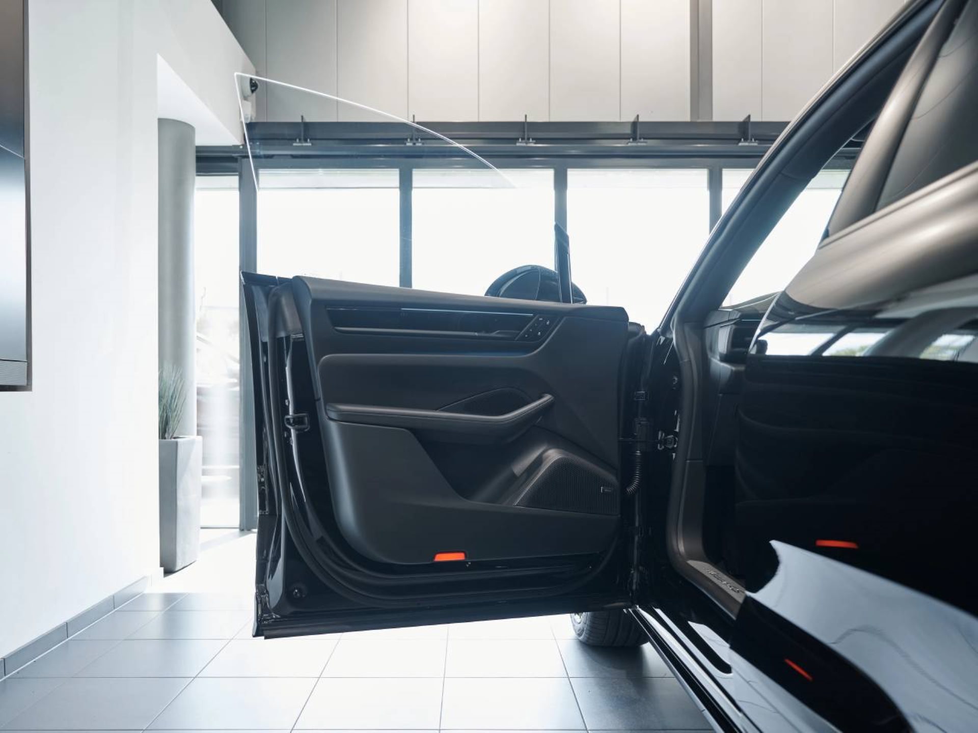 PORSCHE Macan 4S-image-20