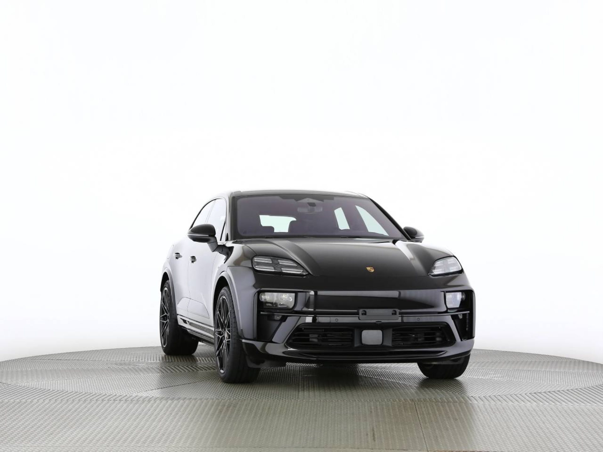 PORSCHE Macan 4S-image-18