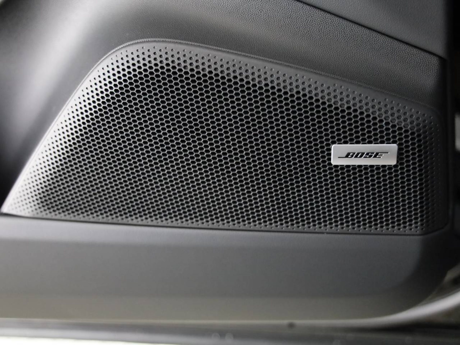 PORSCHE Macan 4S-image-29