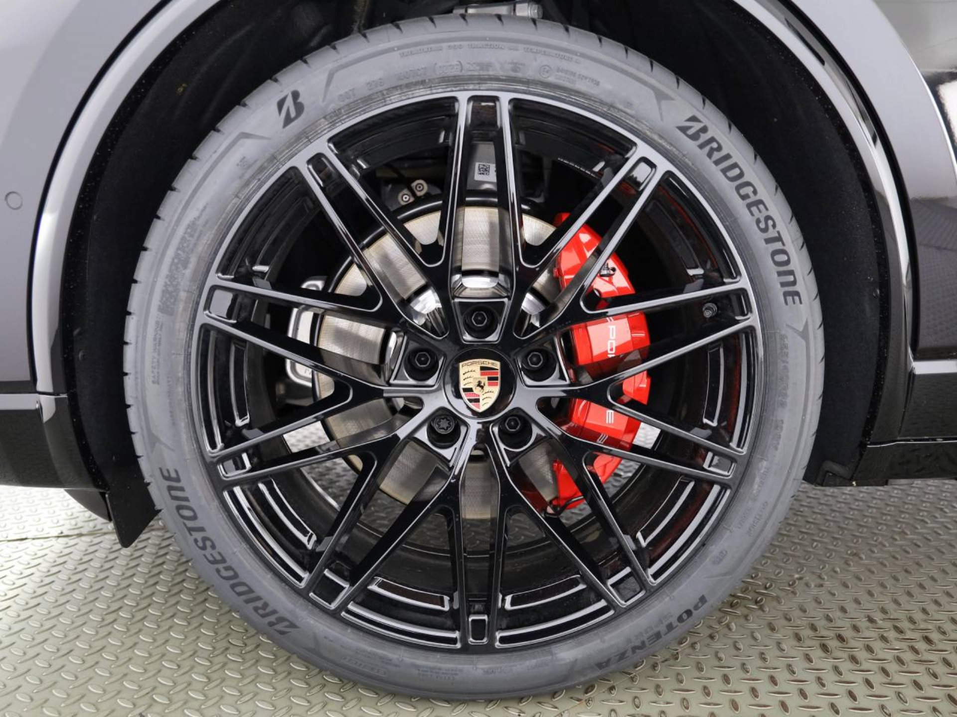 PORSCHE Macan 4S-image-31