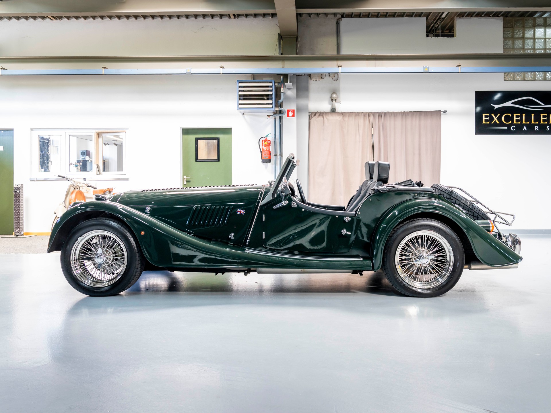 MORGAN Plus 8 4.0-showroom-element-3