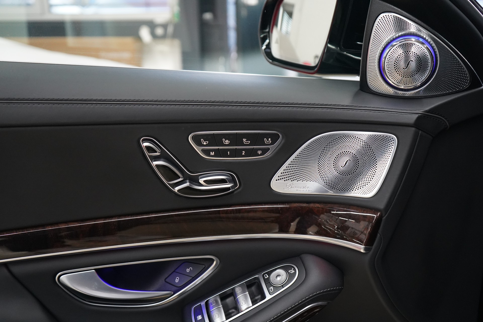 MERCEDES-BENZ S 63 AMG L 4Matic+ 9G-Tronic-image-16