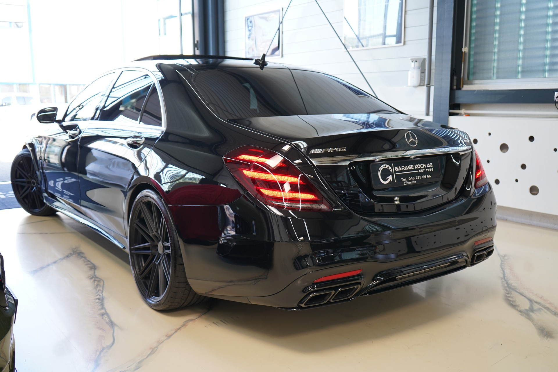 MERCEDES-BENZ S 63 AMG L 4Matic+ 9G-Tronic-image-4