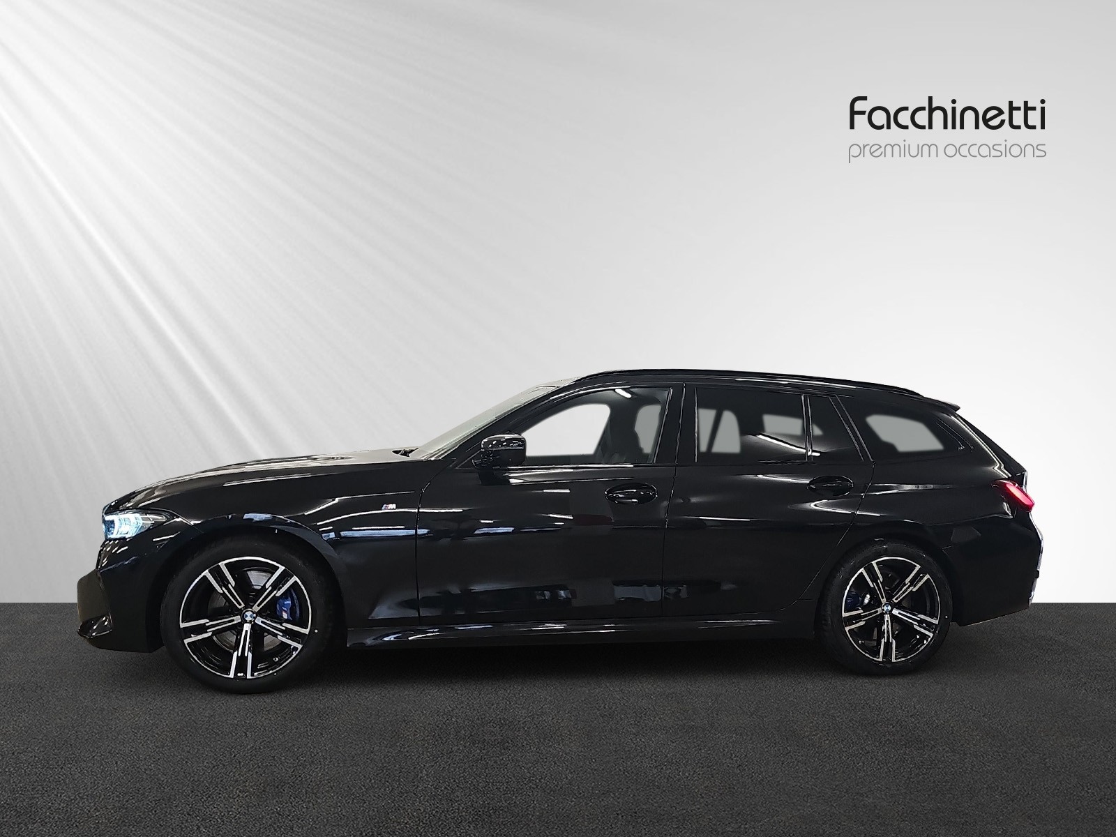 BMW 320d xDrive 48V Touring Steptronic M Sport-showroom-element-1