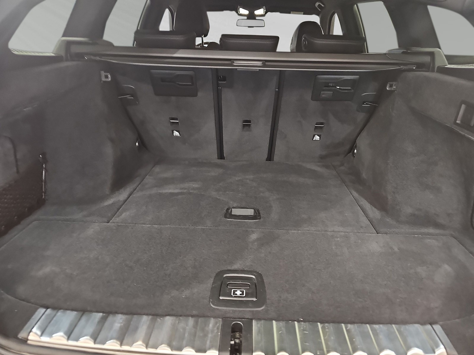 BMW 320d xDrive 48V Touring Steptronic M Sport-image-7