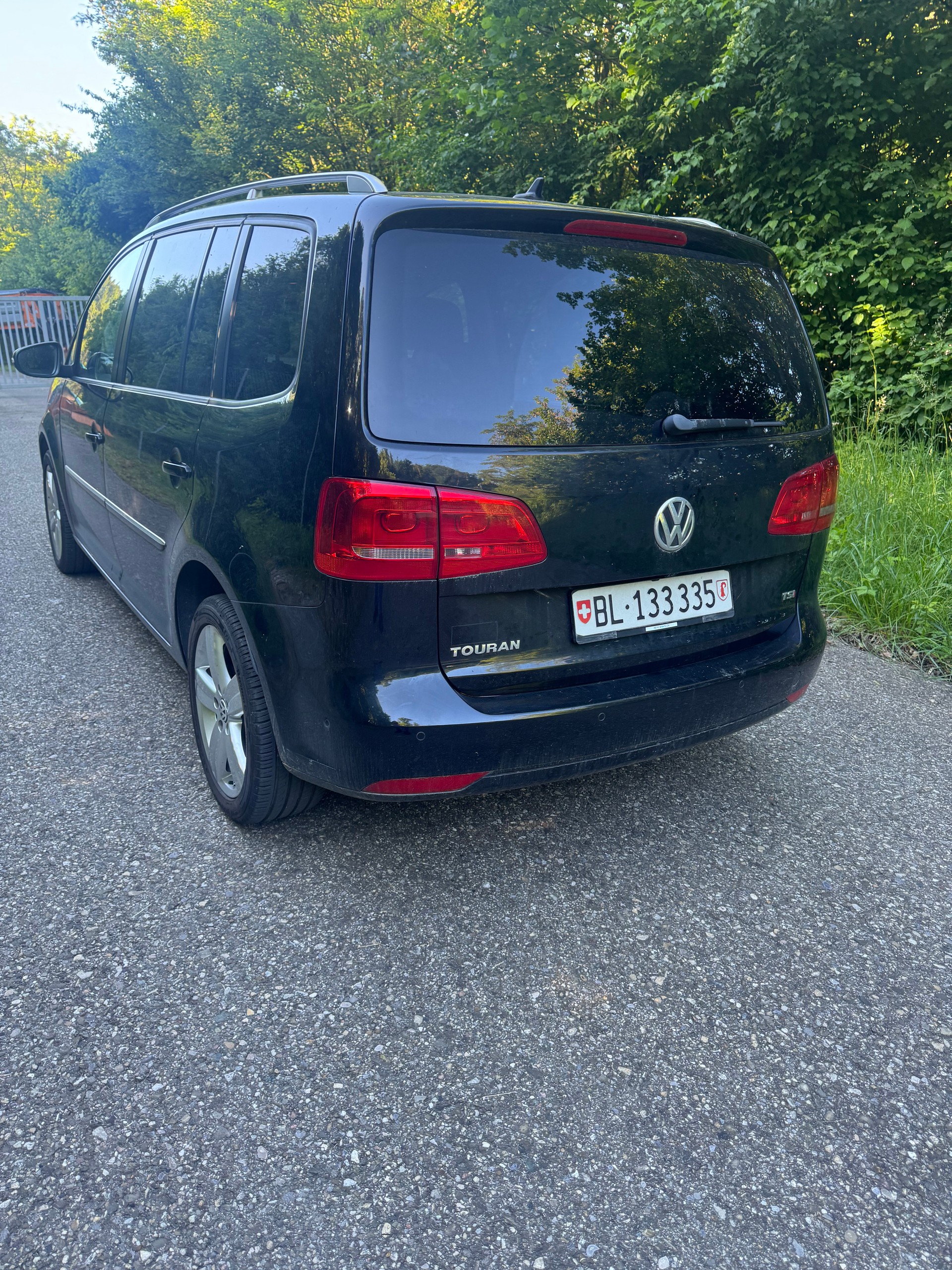 VW Touran 1.4 TSI Highline-image-4
