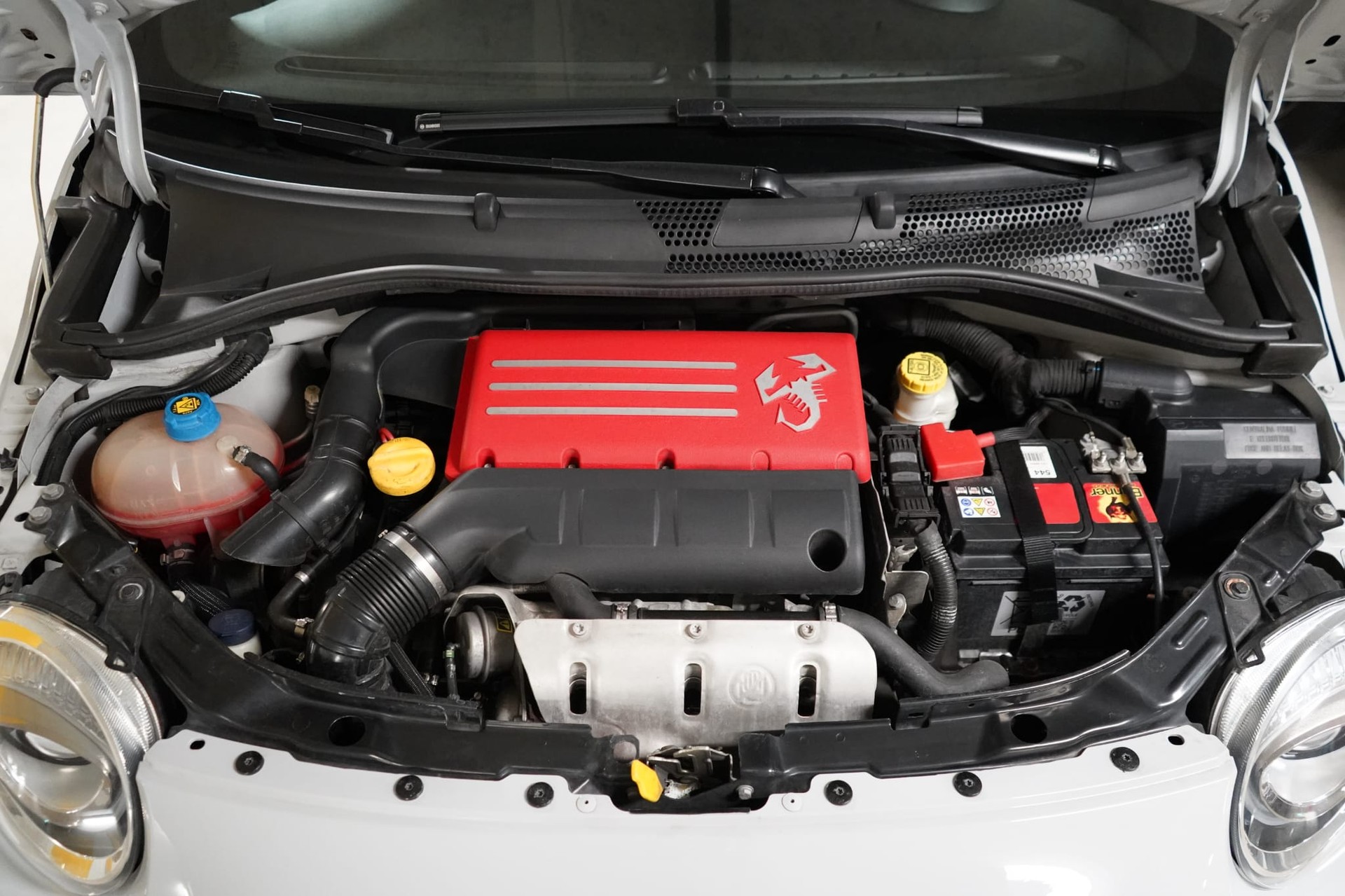 FIAT 595 1.4 T-Jet 160 Pista-image-5