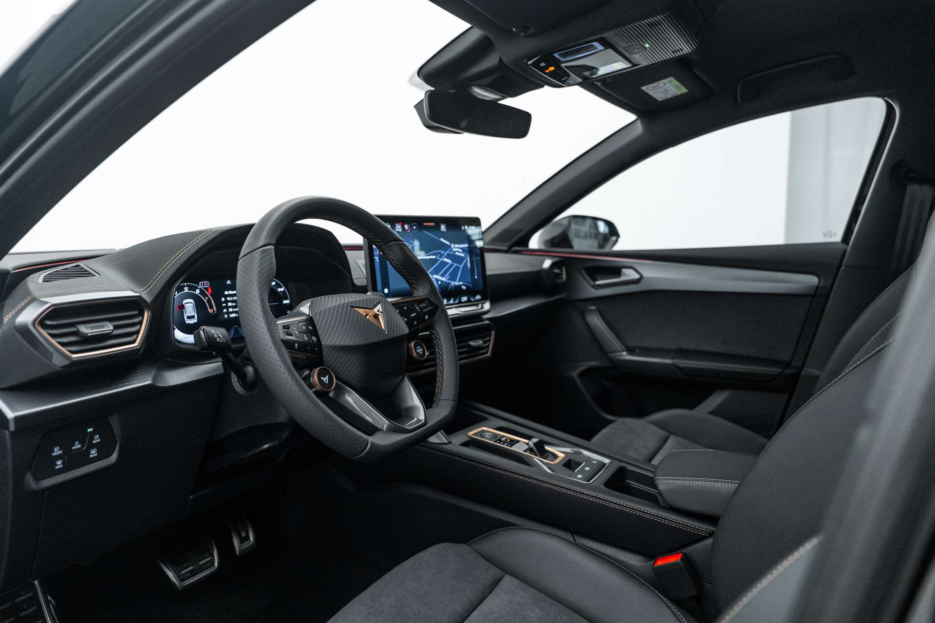CUPRA LEON ST 2.0 TSi VZ 4Drive 333PS DSG-Automat-image-7