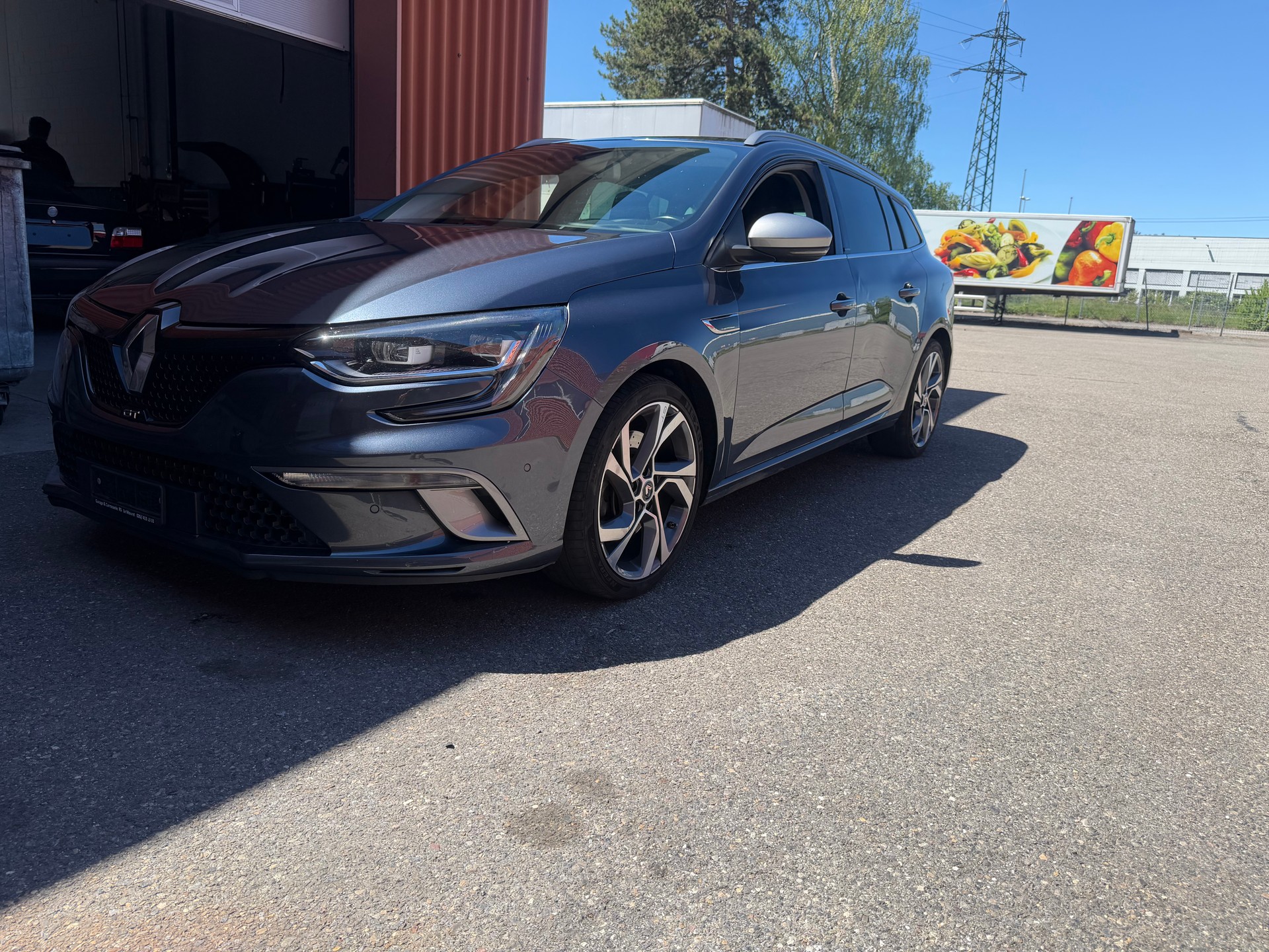 RENAULT Mégane Grandtour 1.6 16V Turbo GT Limited EDC-image-1