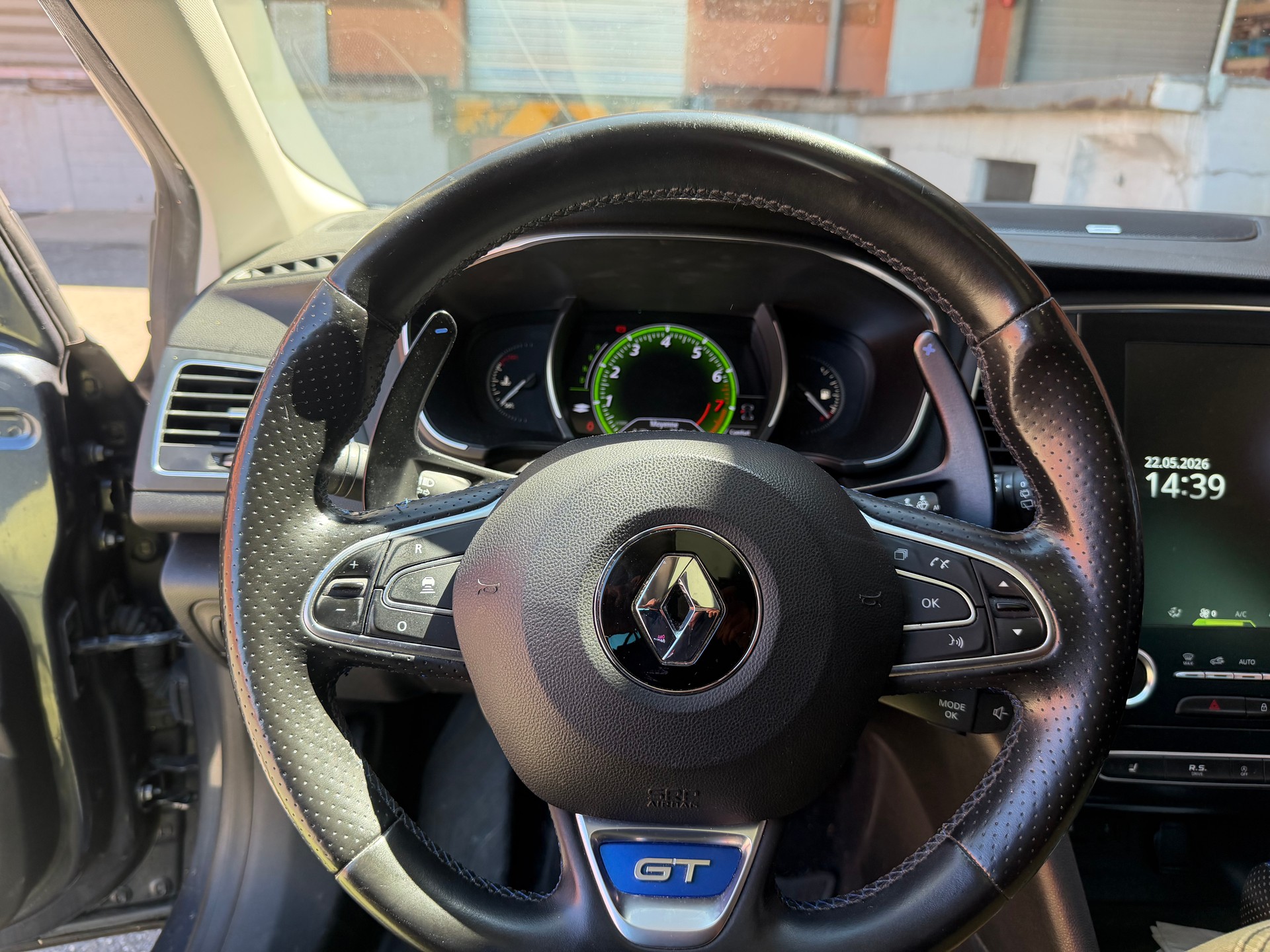 RENAULT Mégane Grandtour 1.6 16V Turbo GT Limited EDC-image-7