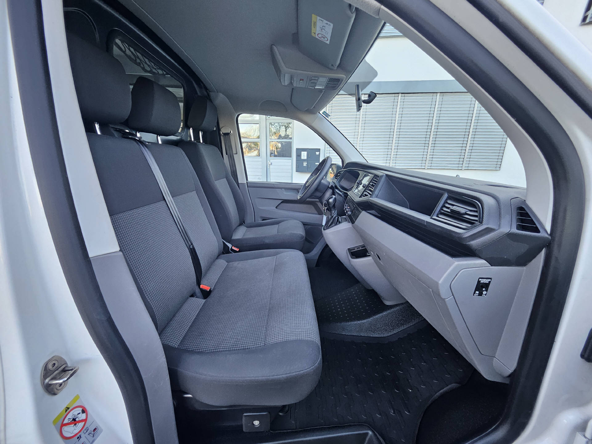 VW T6.1 Kaw. 3400 2.0 TDI 150 DSG 4motion * Hochdach *-image-17