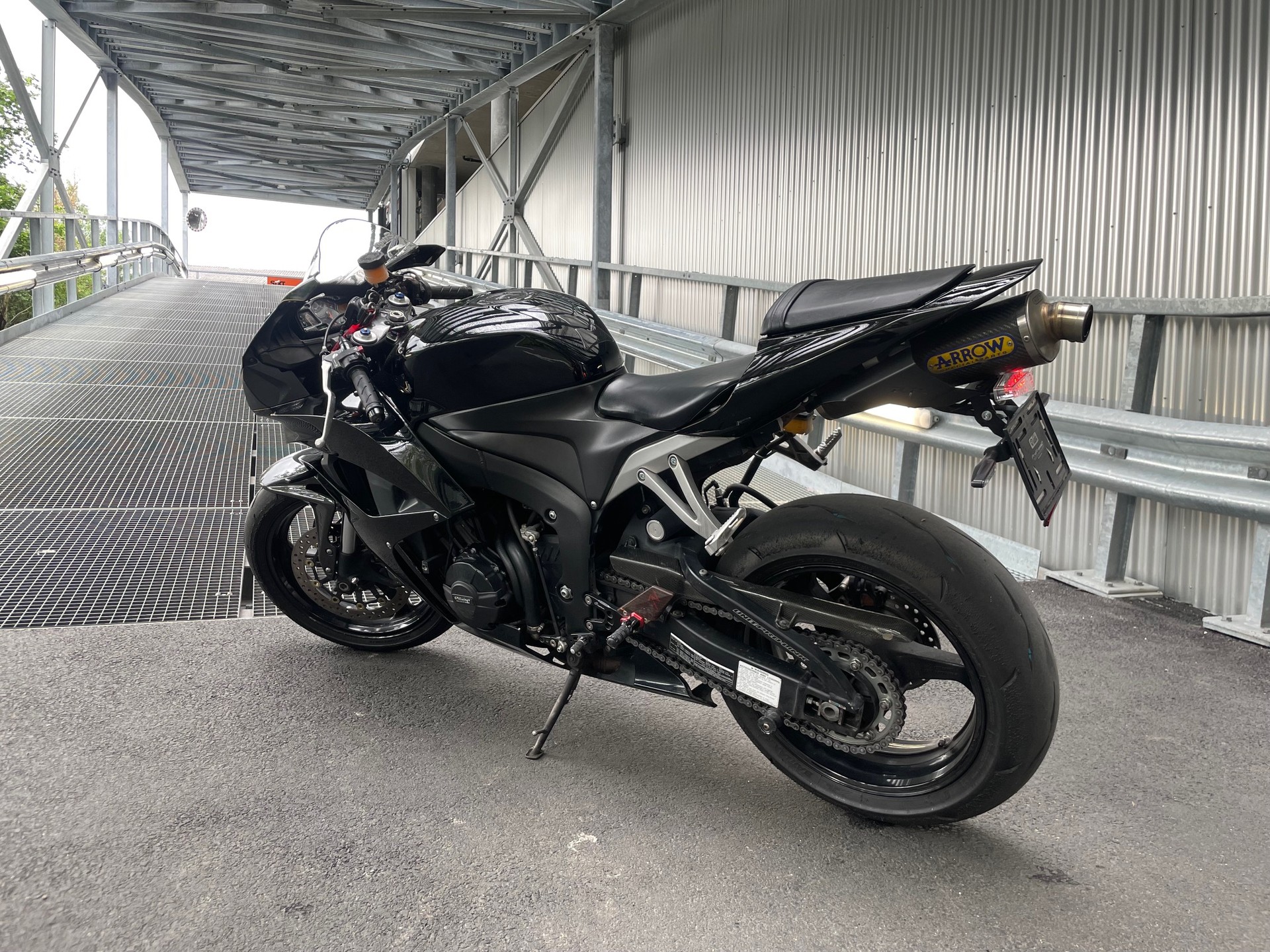 HONDA CBR 600 RR-image-4