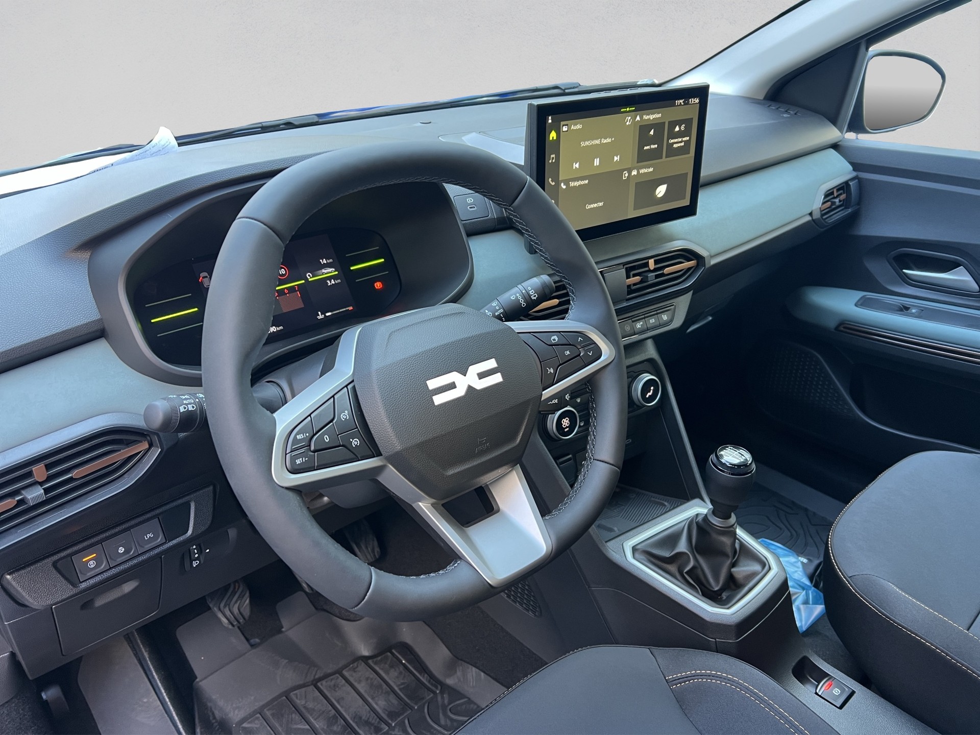 DACIA Sandero Stepway TCe 110 Extreme-image-8