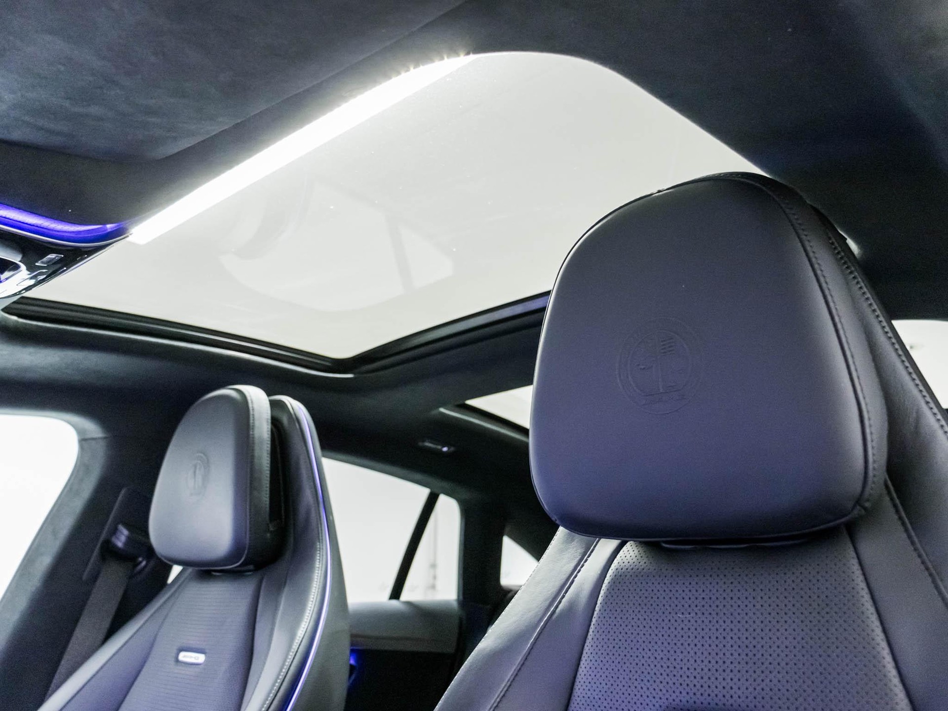 MERCEDES-BENZ EQE 43 AMG 4MATIC-image-8