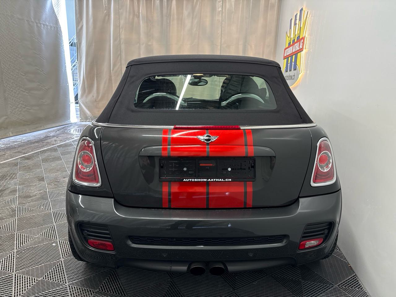 MINI Cooper John Cooper Works Cabriolet-image-6