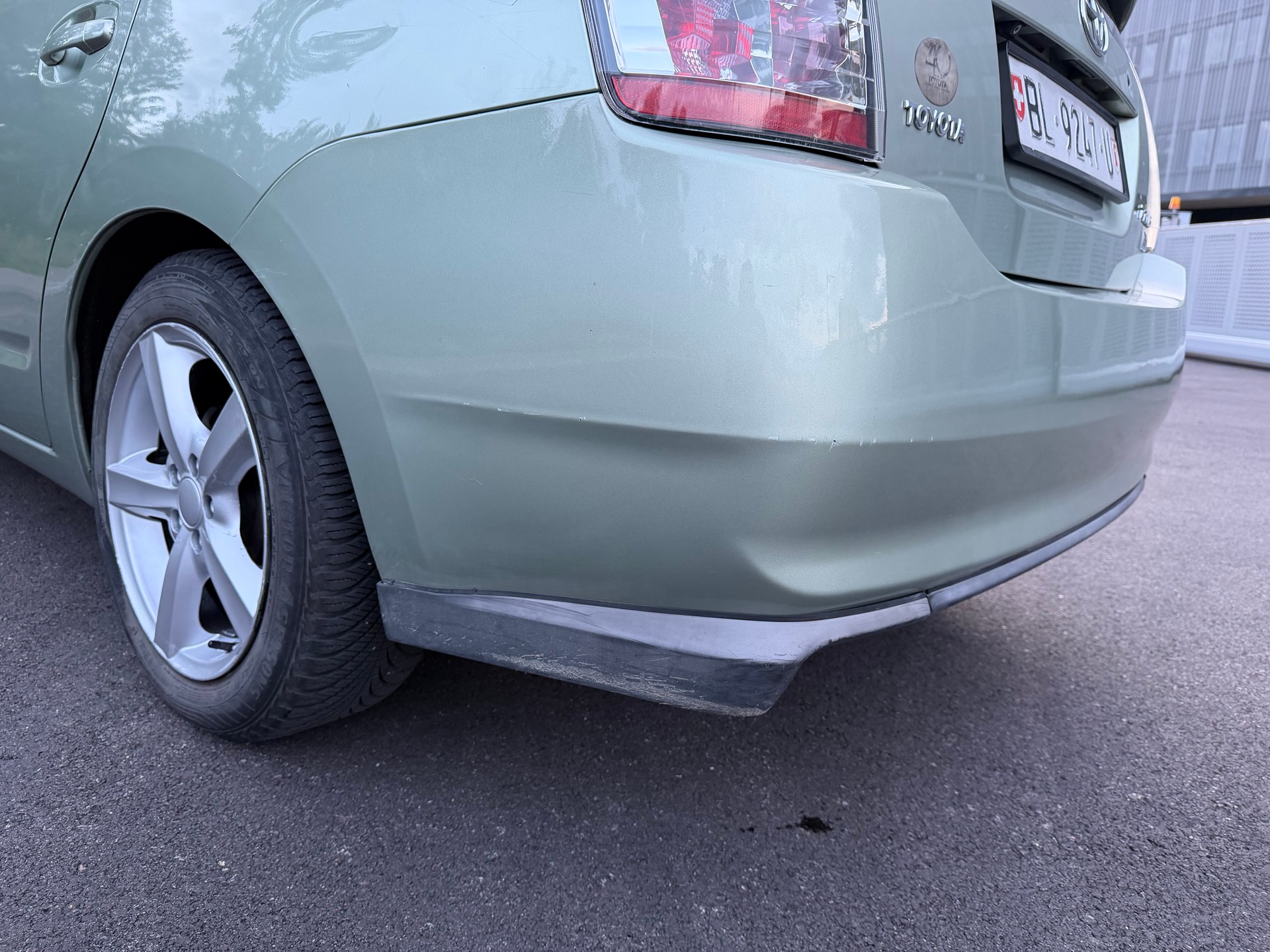 TOYOTA Prius 1.5 16V Hybrid-image-17