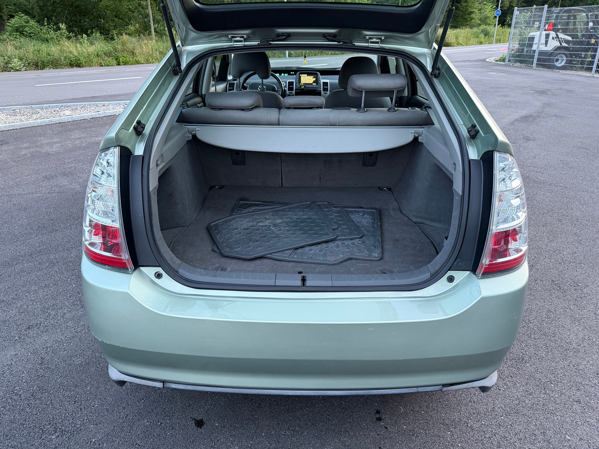 TOYOTA Prius 1.5 16V Hybrid-image-23