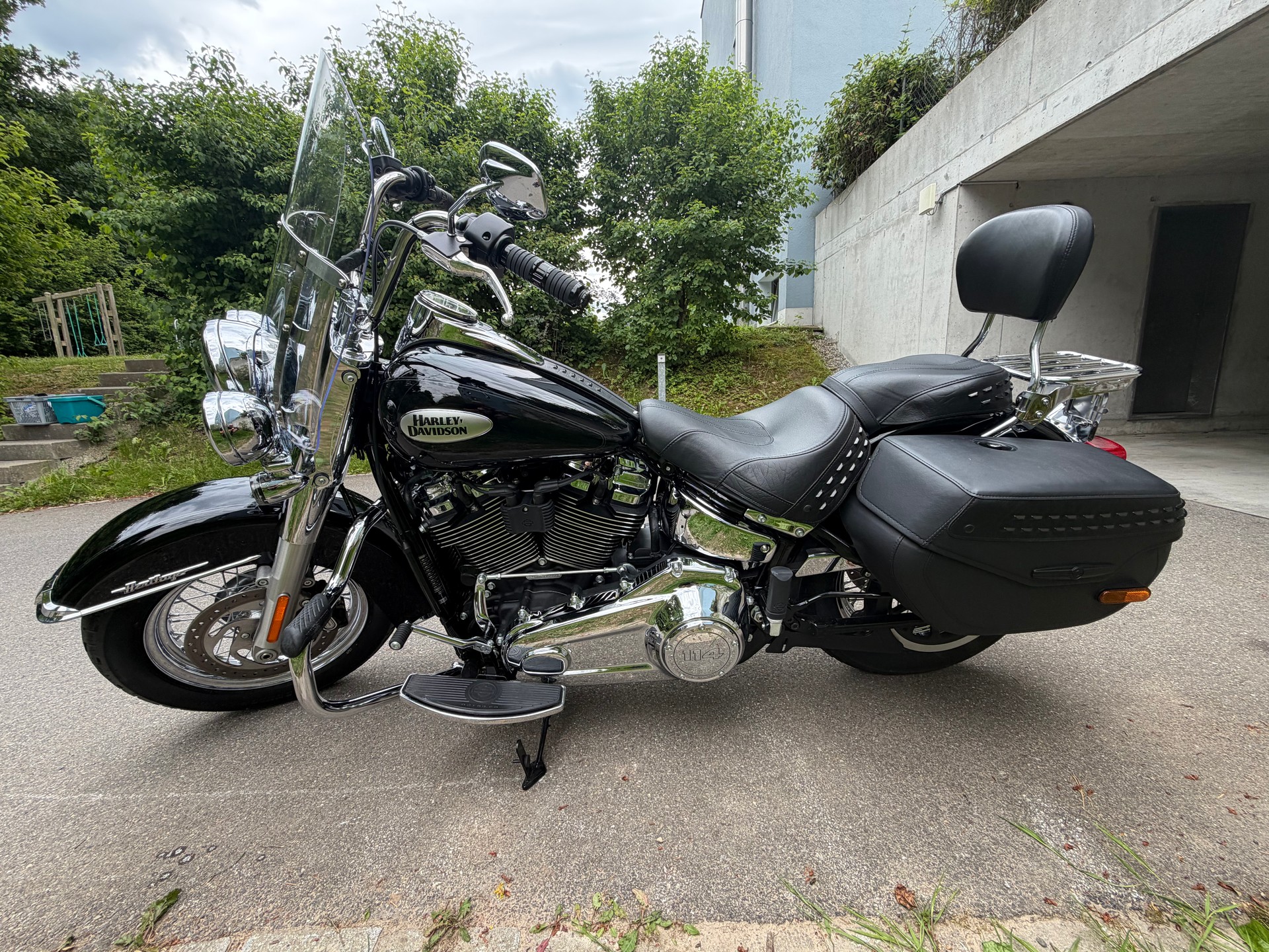 HARLEY-DAVIDSON FLHCS Heritage Classic 114-image-3