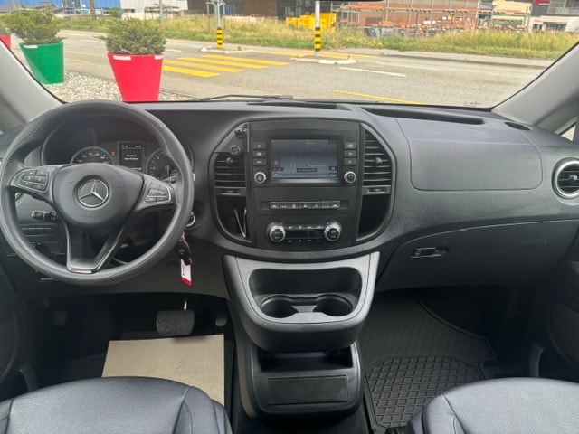 MERCEDES-BENZ Vito 119 CDI Extralang Select Tourer 4M 9G-Tronic-image-9