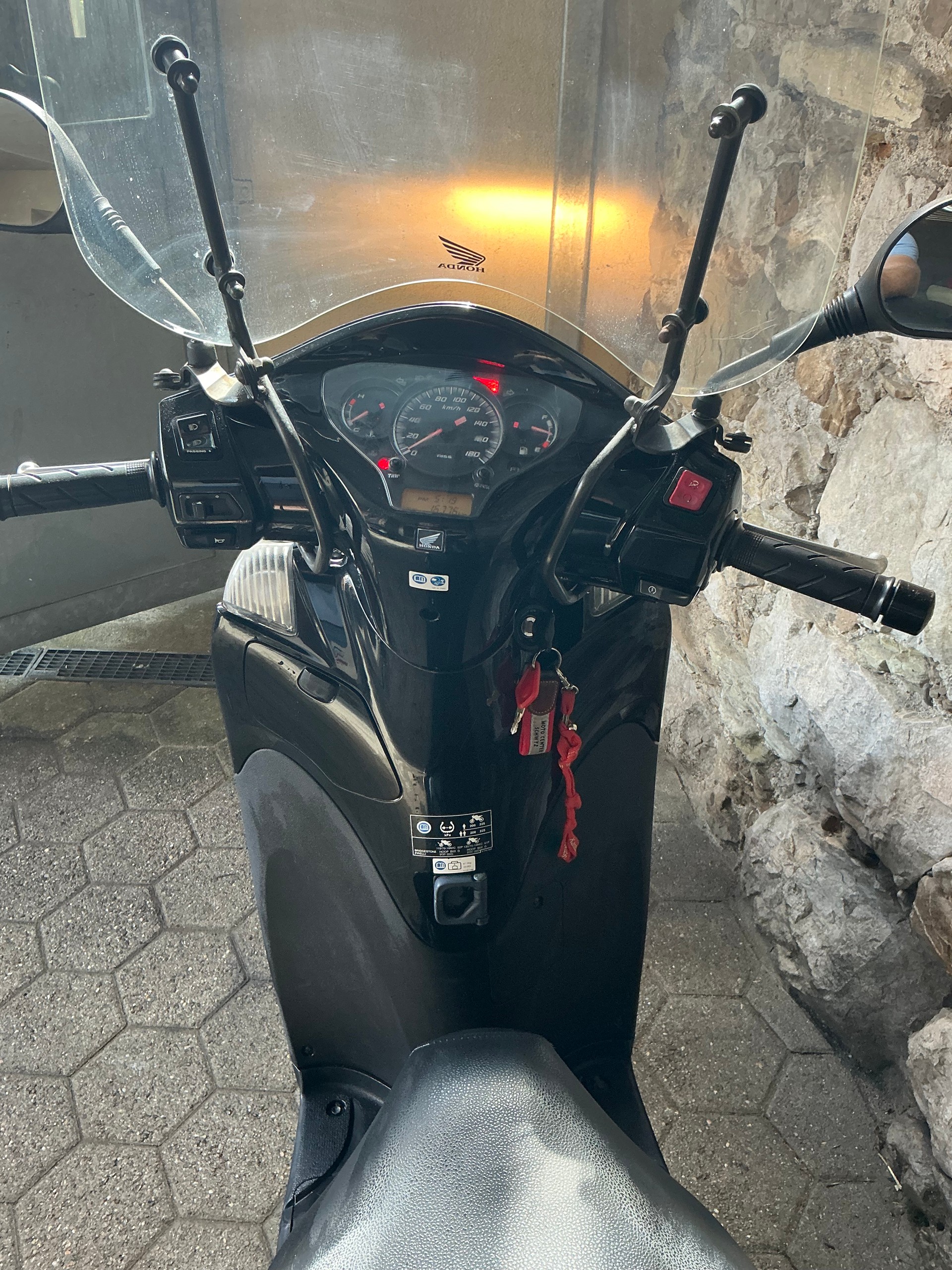 HONDA SH 300 i ABS-image-5