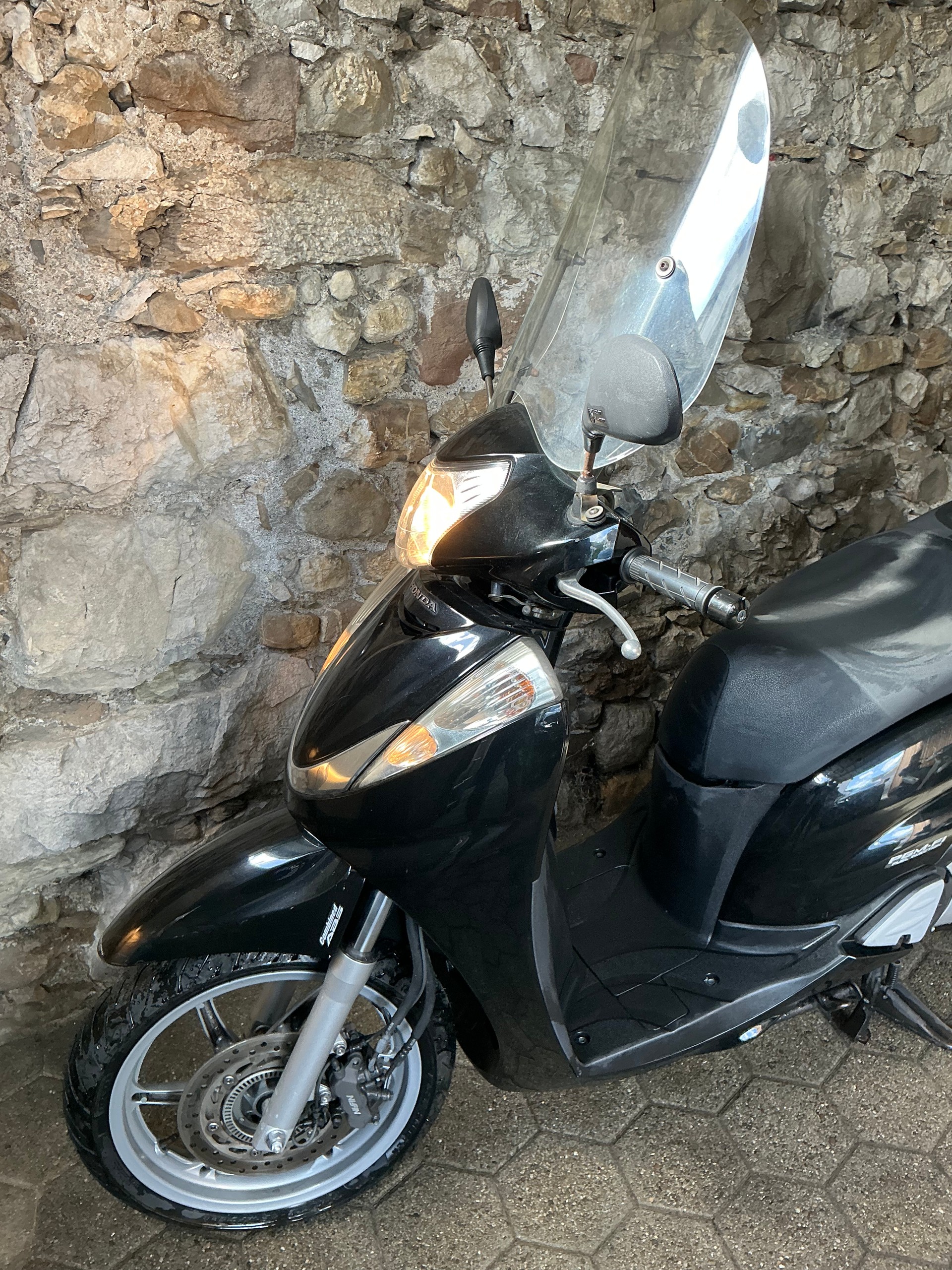 HONDA SH 300 i ABS-image-6