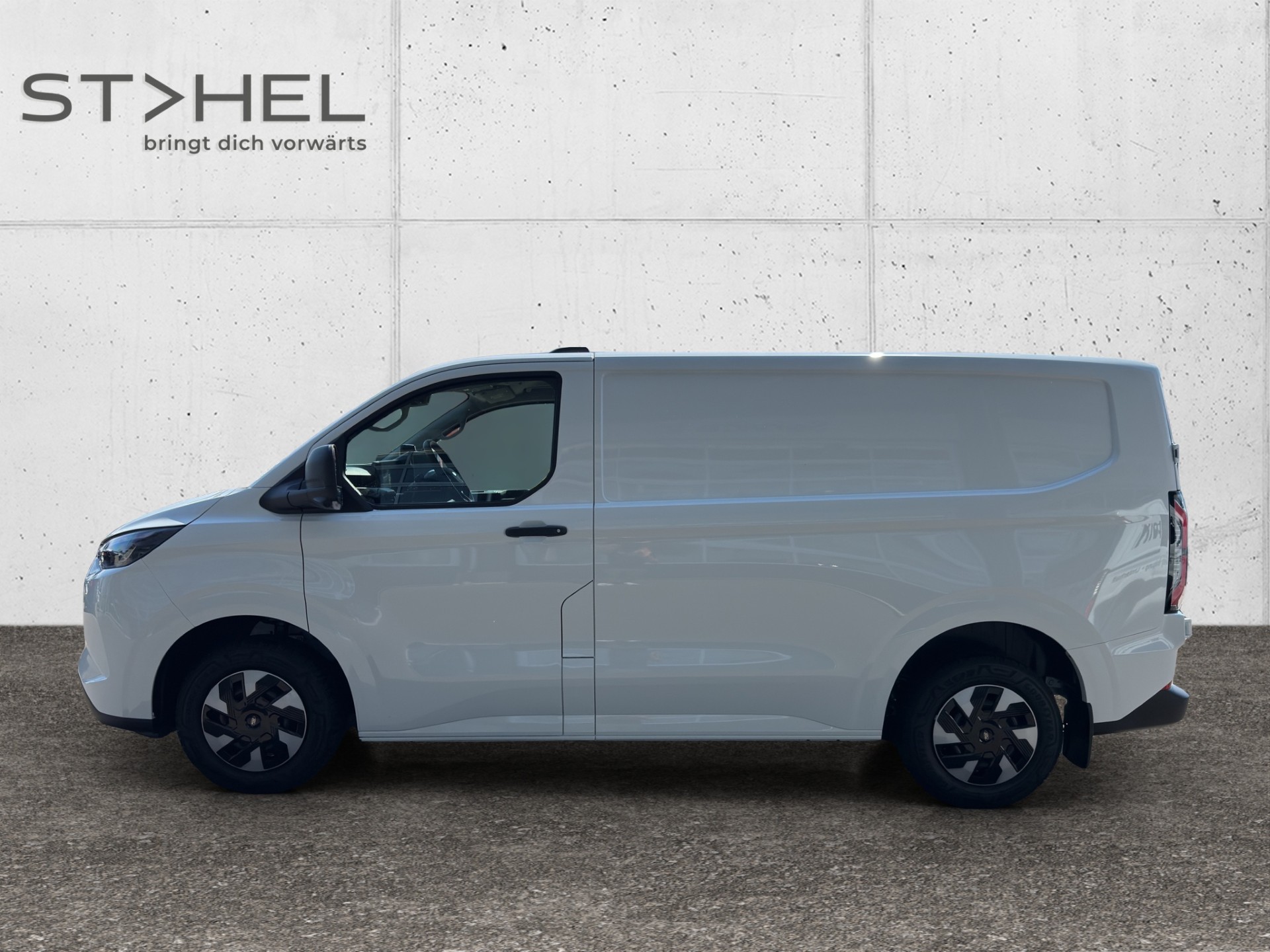 FORD E-Transit C Van 320 L1 Trend-showroom-element-3