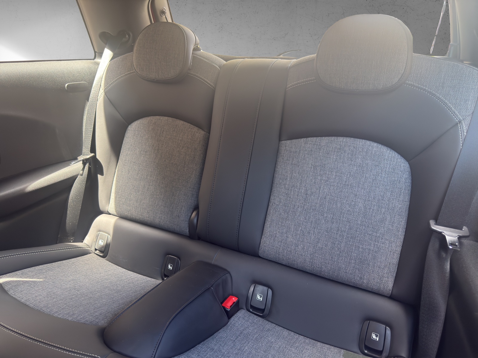 MINI Cooper Steptronic DKG-image-16