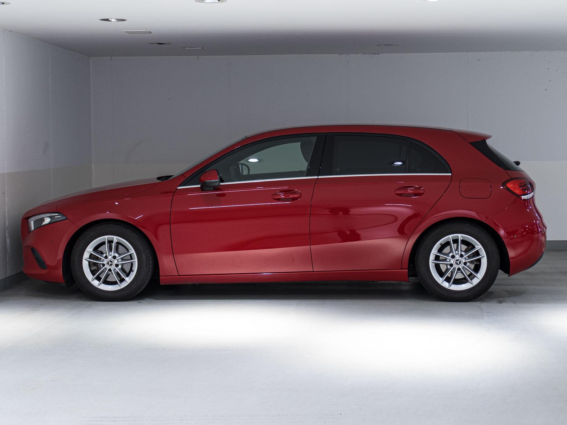 MERCEDES-BENZ A 200-image-4