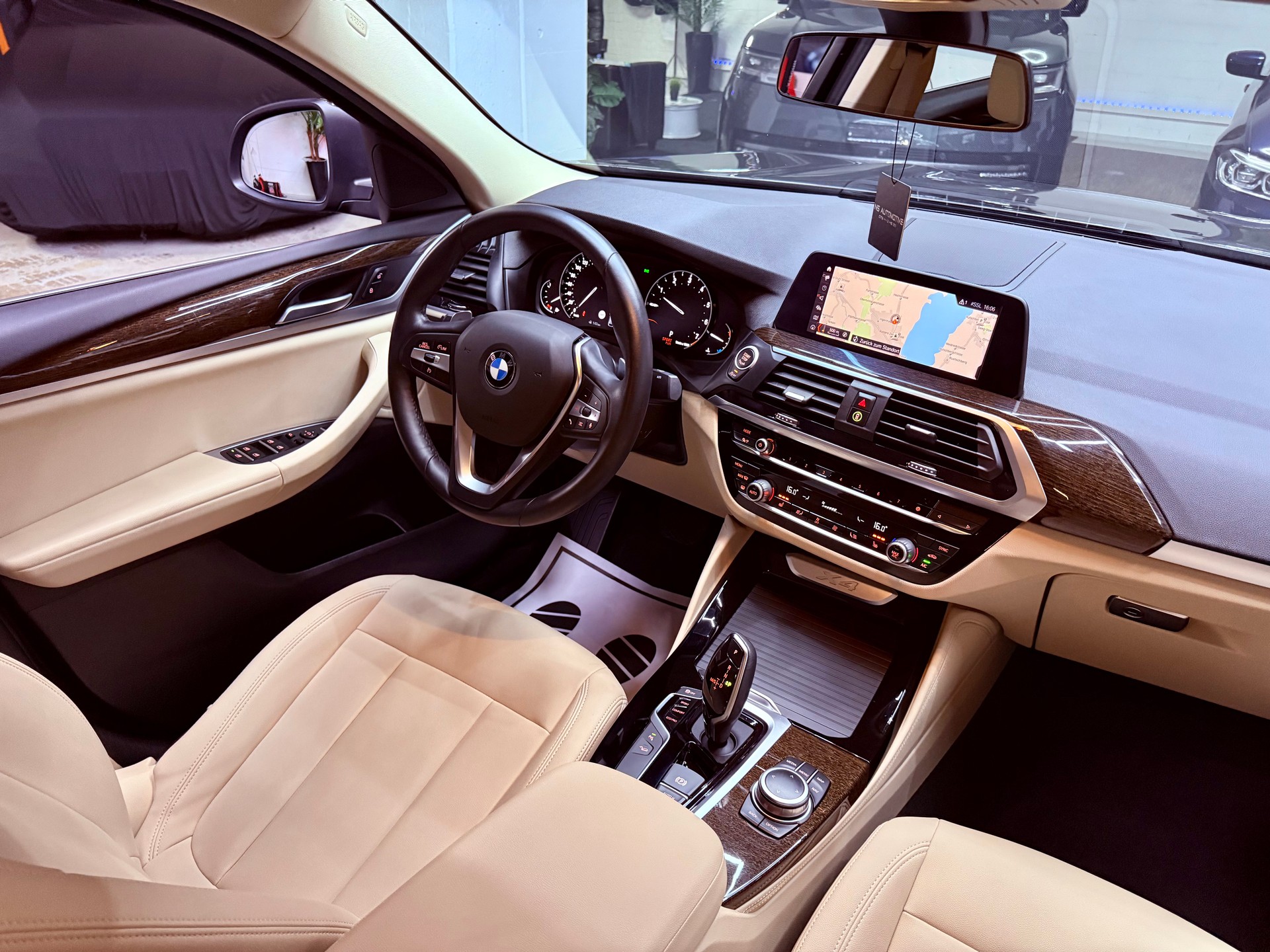 BMW X4 xDrive 30i Steptronic-image-26