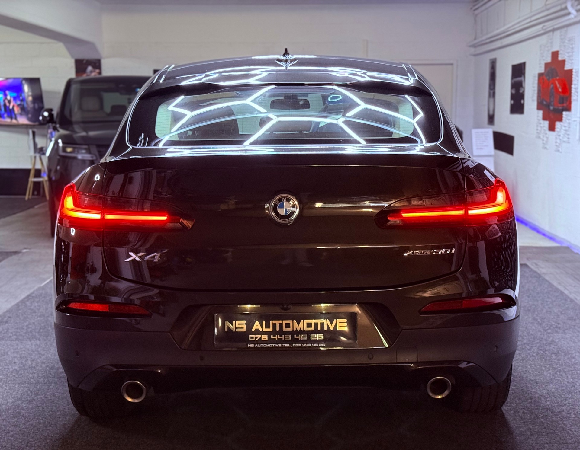 BMW X4 xDrive 30i Steptronic-image-4