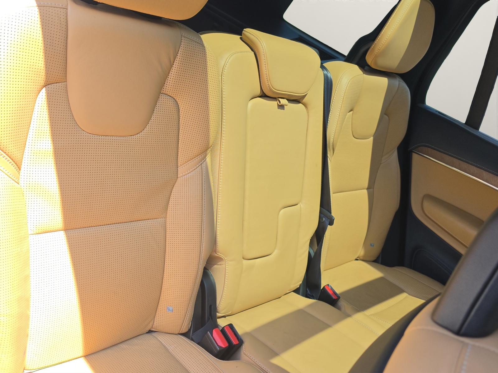 VOLVO XC90 2.0 D5 Inscription 5P. AWD-image-17