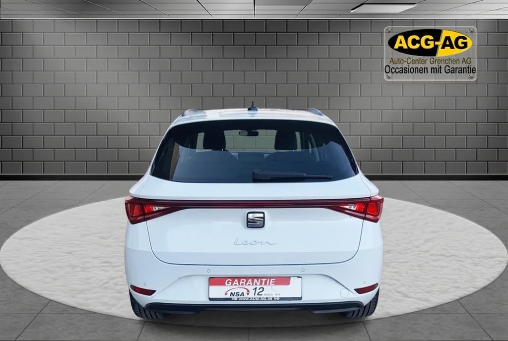 SEAT Leon ST 2.0 TDI EVO DSG Style ** Full Digital Cockpit ** Parklehnassistanz **Gr.Navi ** Parkhilfe ** Neues Modell 2022 ** Ab MFK-image-4
