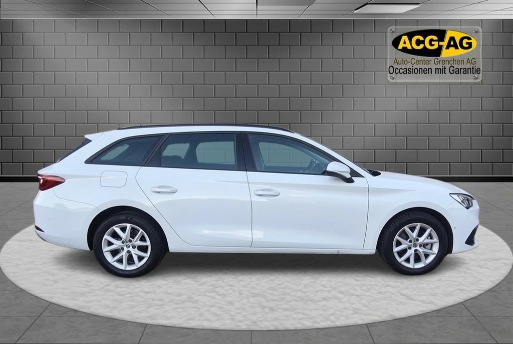 SEAT Leon ST 2.0 TDI EVO DSG Style ** Full Digital Cockpit ** Parklehnassistanz **Gr.Navi ** Parkhilfe ** Neues Modell 2022 ** Ab MFK-image-5