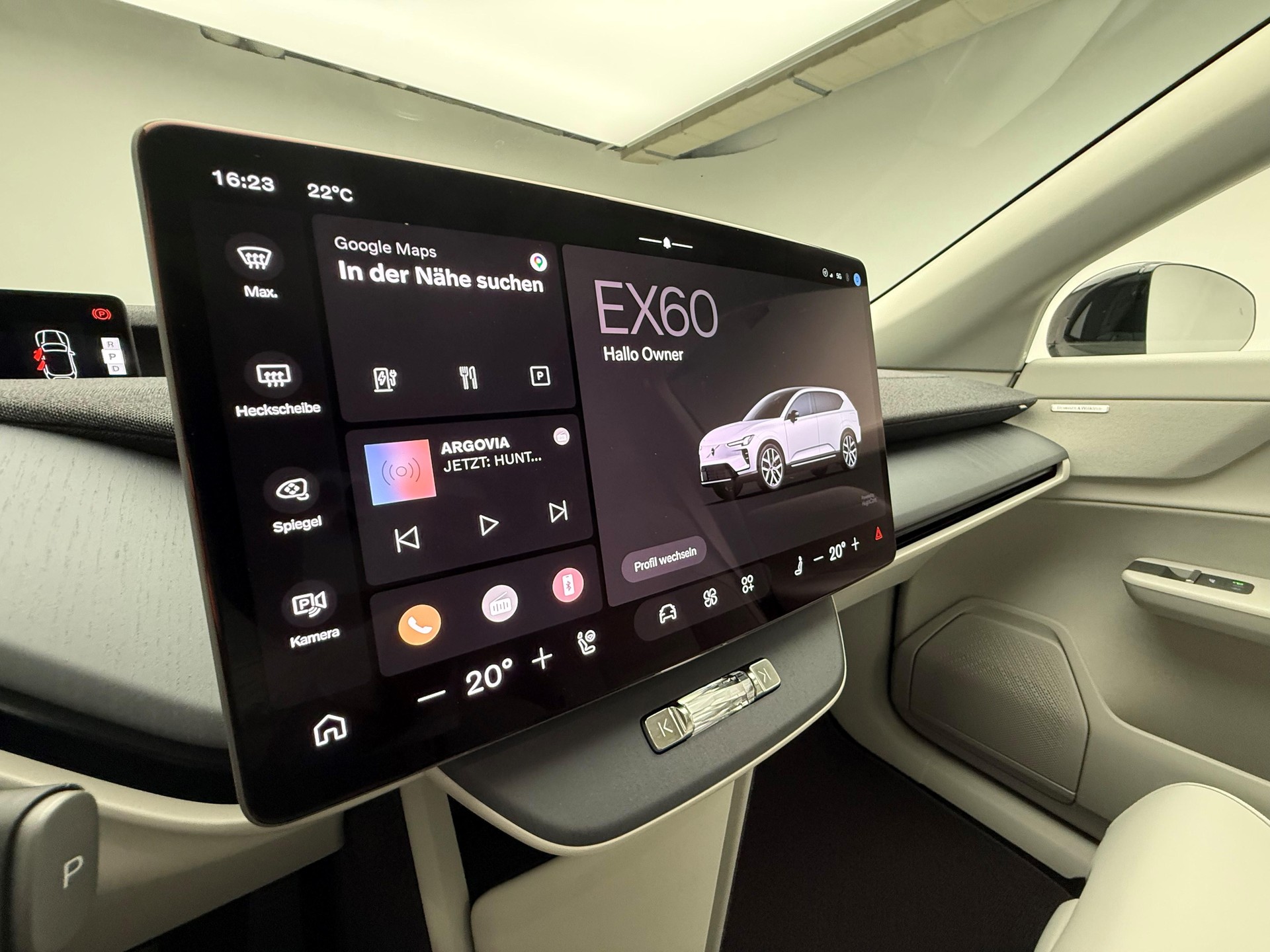 VOLVO EX60 Twin Ultra AWD-image-13