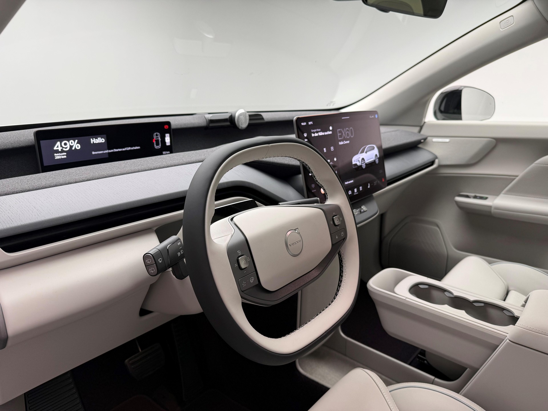 VOLVO EX60 Twin Ultra AWD-image-10