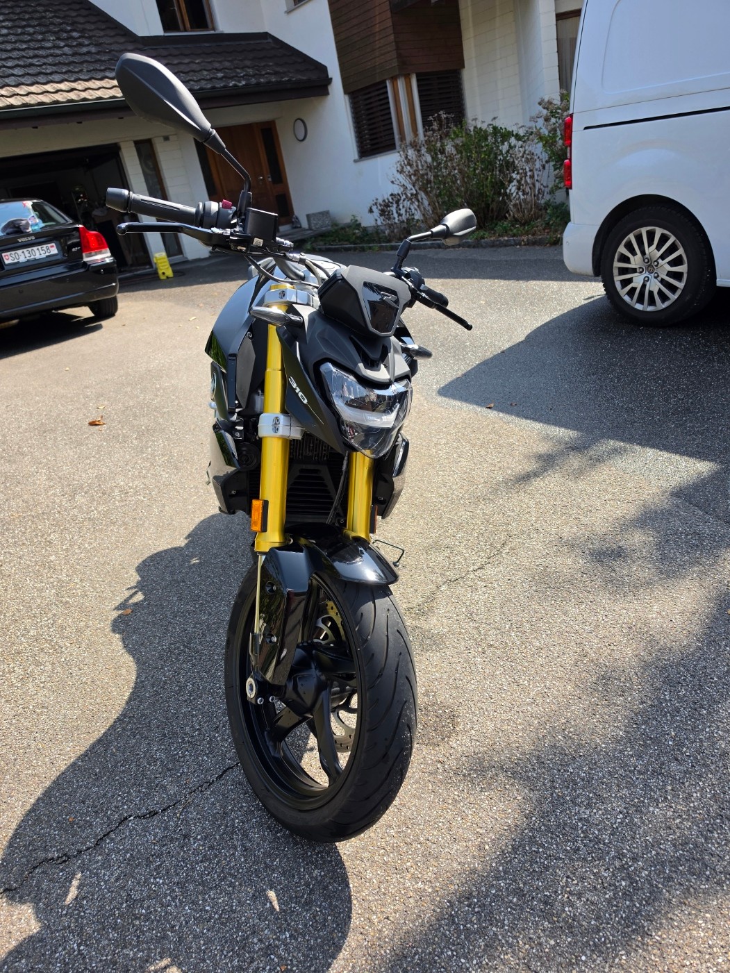 BMW G 310 R-image-1