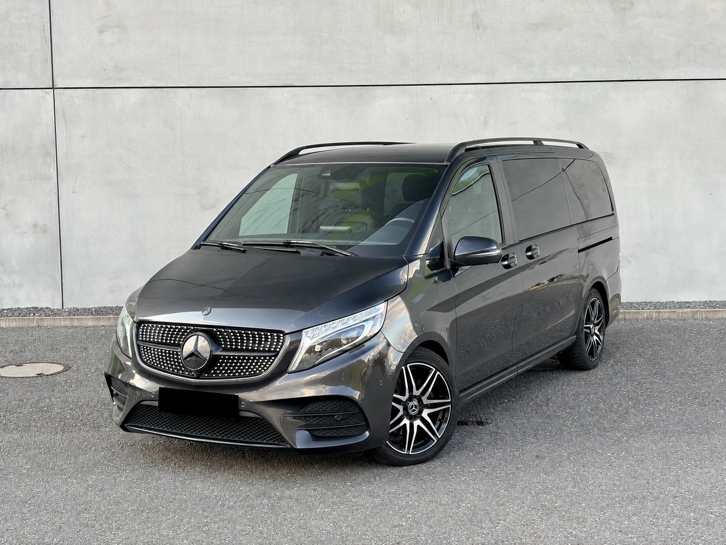 MERCEDES-BENZ Mercedes-Benz V 300 d lang 4MATIC 9G-TRONIC AVANTGARDE EDITION AMG Line