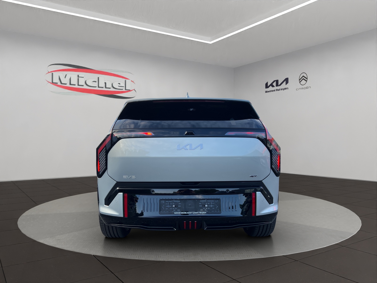 KIA EV3 81,4 kWh GT 4x4 / Leasing-Aktion ab 0.00% / top-Ausstattung / CH-Fahrzeug 7-Jahre oder 150'000KM Garantie-image-6
