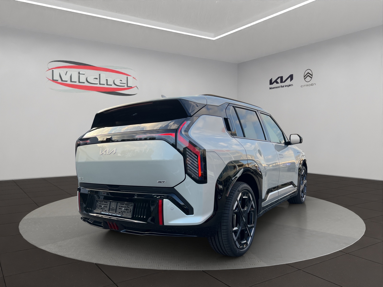 KIA EV3 81,4 kWh GT 4x4 / Leasing-Aktion ab 0.00% / top-Ausstattung / CH-Fahrzeug 7-Jahre oder 150'000KM Garantie-image-5