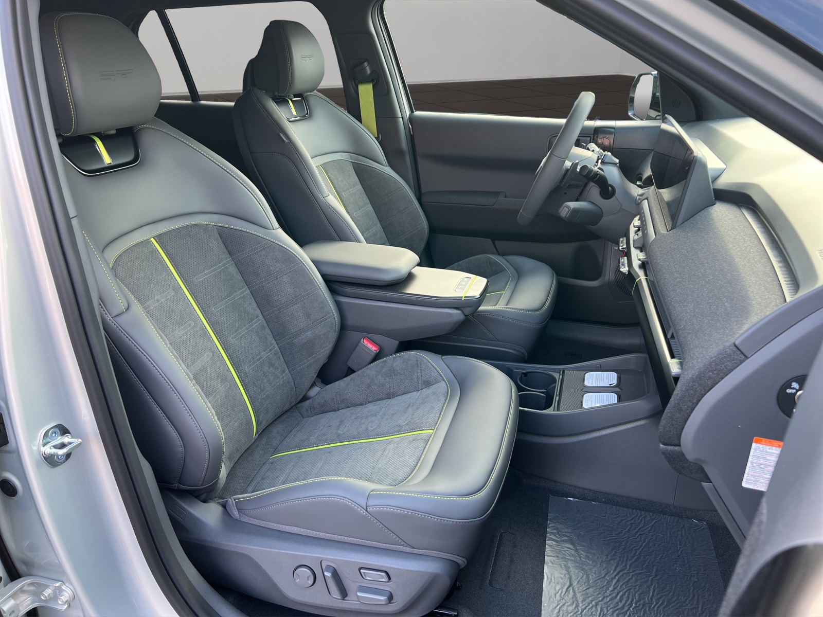 KIA EV3 81,4 kWh GT 4x4 / Leasing-Aktion ab 0.00% / top-Ausstattung / CH-Fahrzeug 7-Jahre oder 150'000KM Garantie-image-9