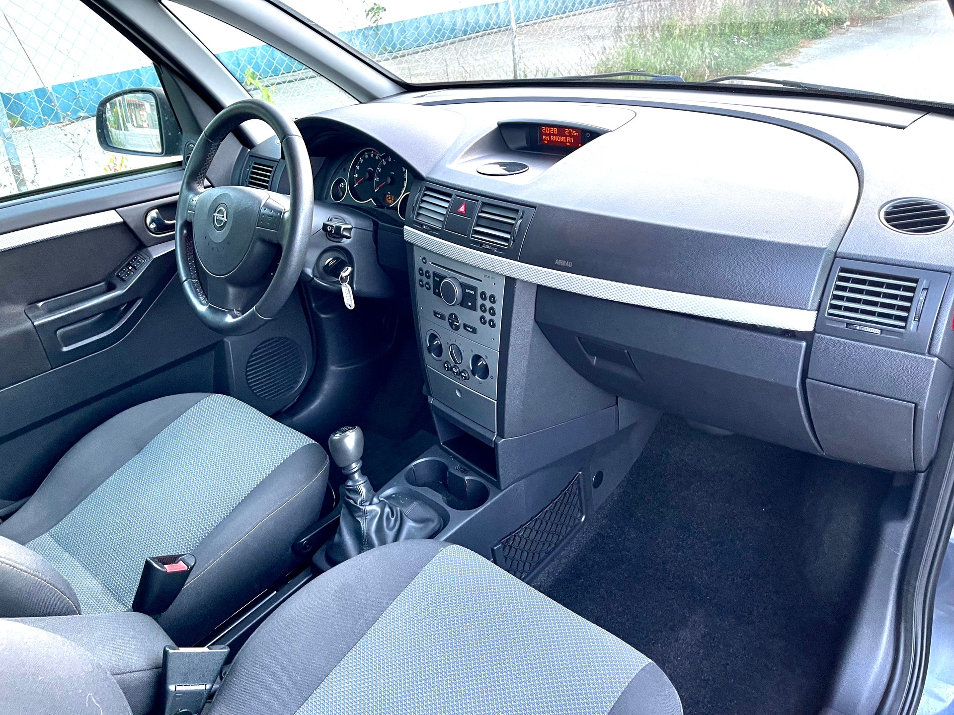 OPEL Meriva 1.7 CDTi Edition-image-10