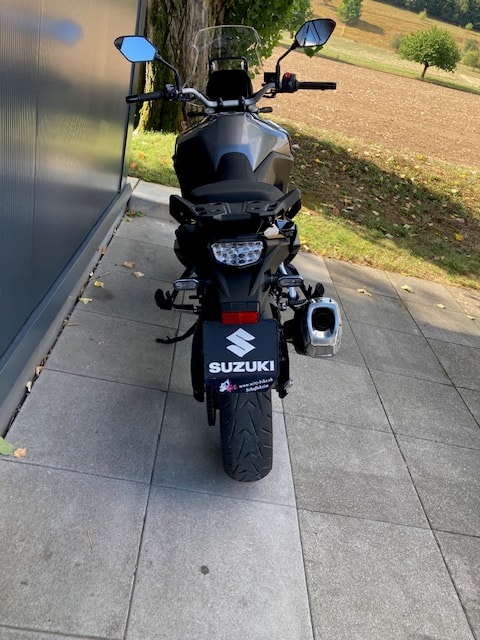SUZUKI DL 800-image-1