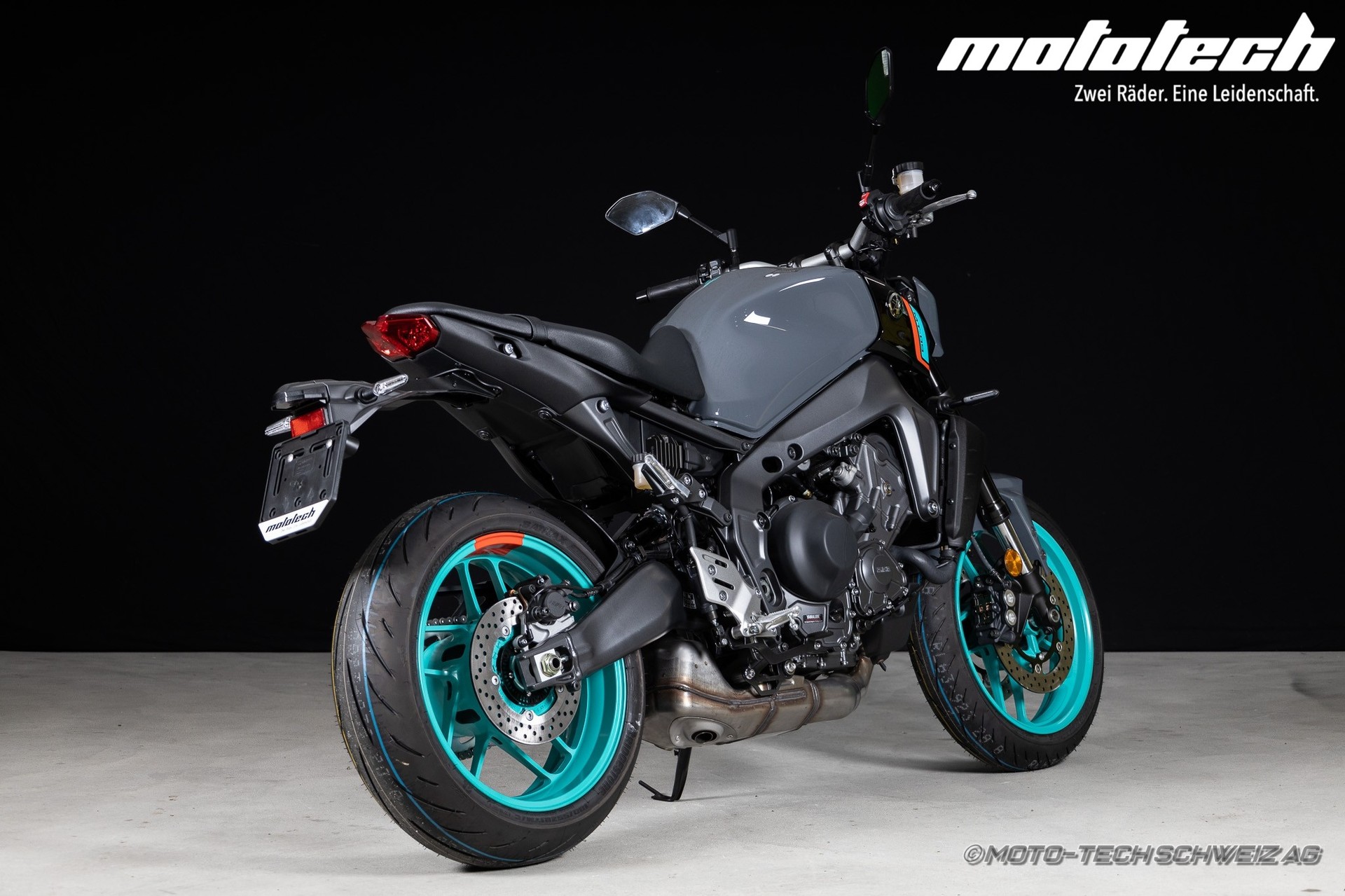 YAMAHA MT-09-image-2